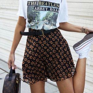 UO Isla High-Waisted Circle Skirt